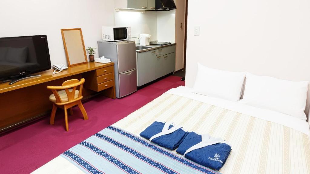 Hotel Peace Land Kume Νάχα Εξωτερικό φωτογραφία